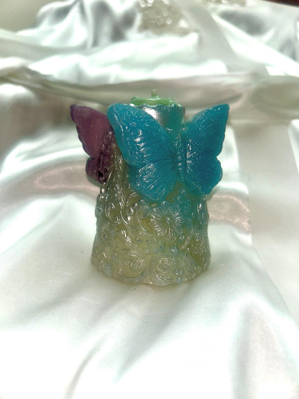 Whimsical Butterfly Candle with 3D crown frosted moldings 2pc set!