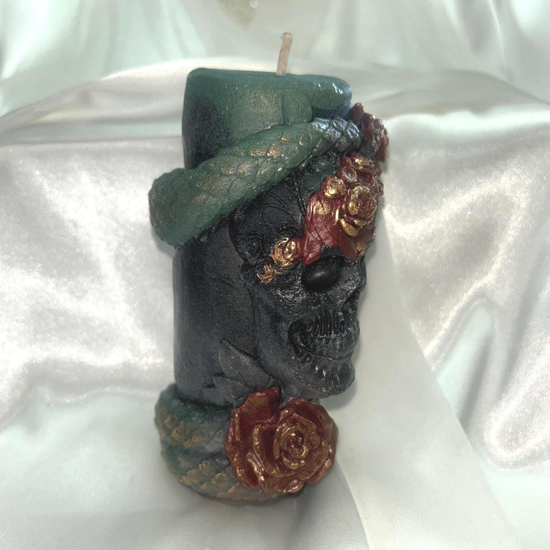 Skull N Reptilian Wrapped Candle w/3D copper frosted Vampire Red Roses 2pc set!