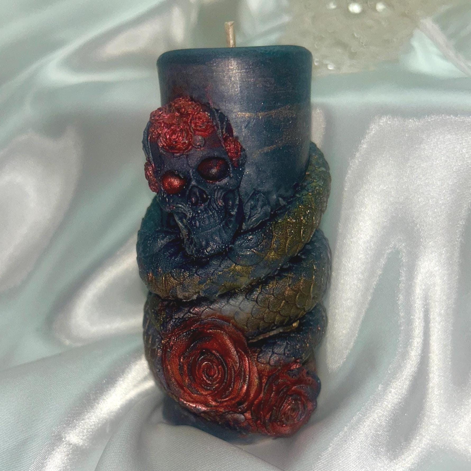 Skull N Reptilian Wrapped Candle w/3D copper frosted Vampire Red Roses 2pc set!