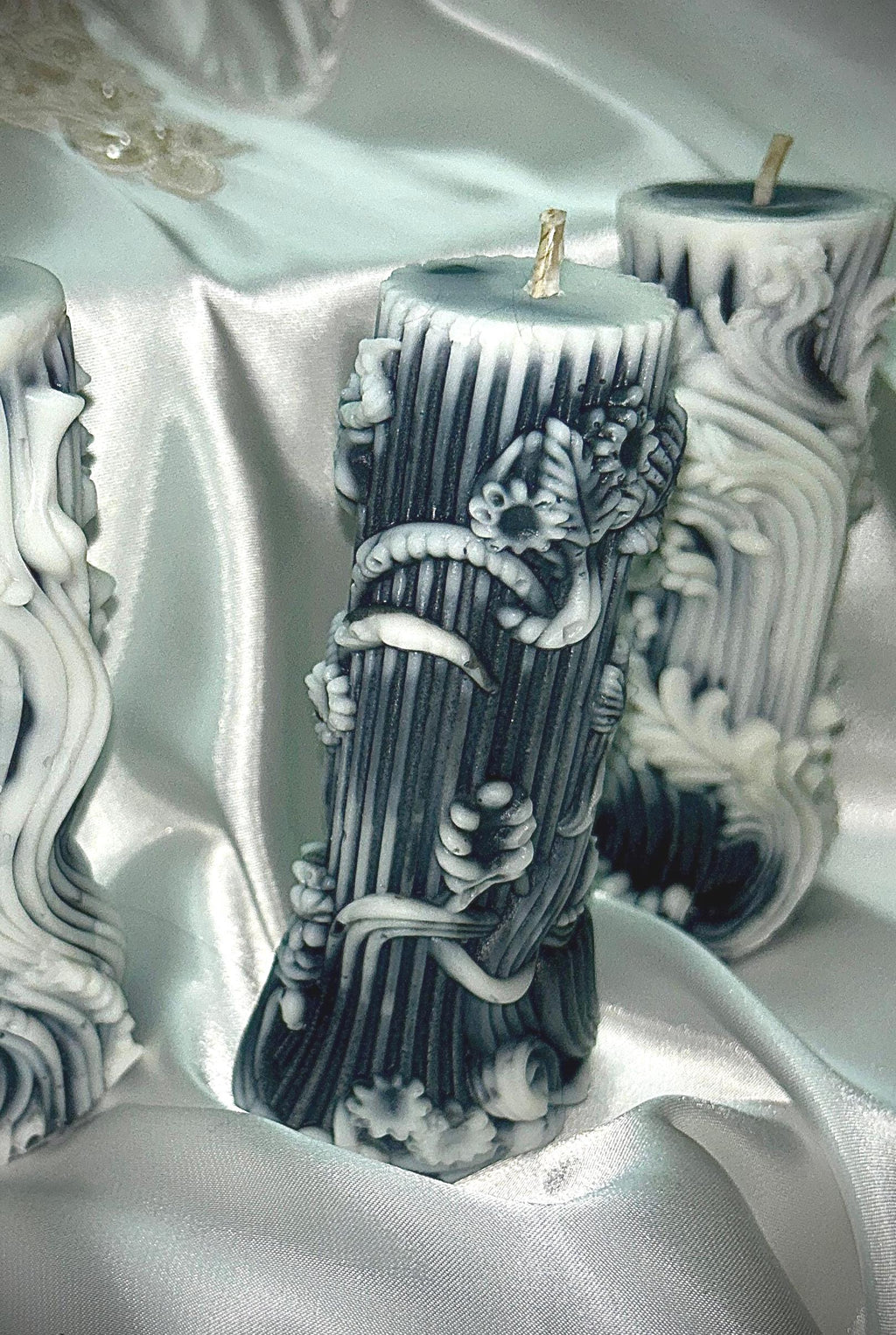 Dark In Rome Bundle (set of 3) with 3D crown frosted edge moldings