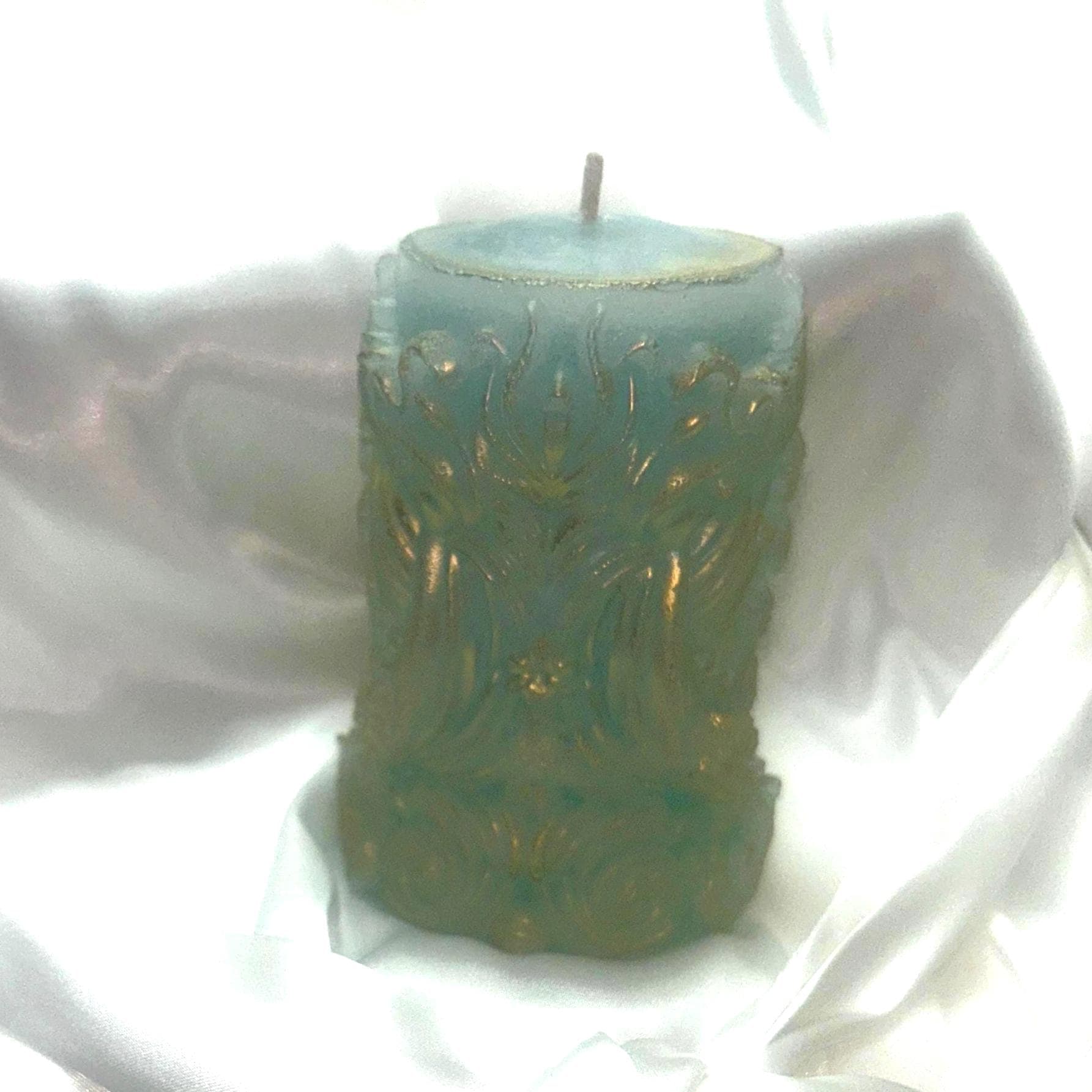 Whimsical Starry Candle w/ 3D crown frosted moldings 2pc set!
