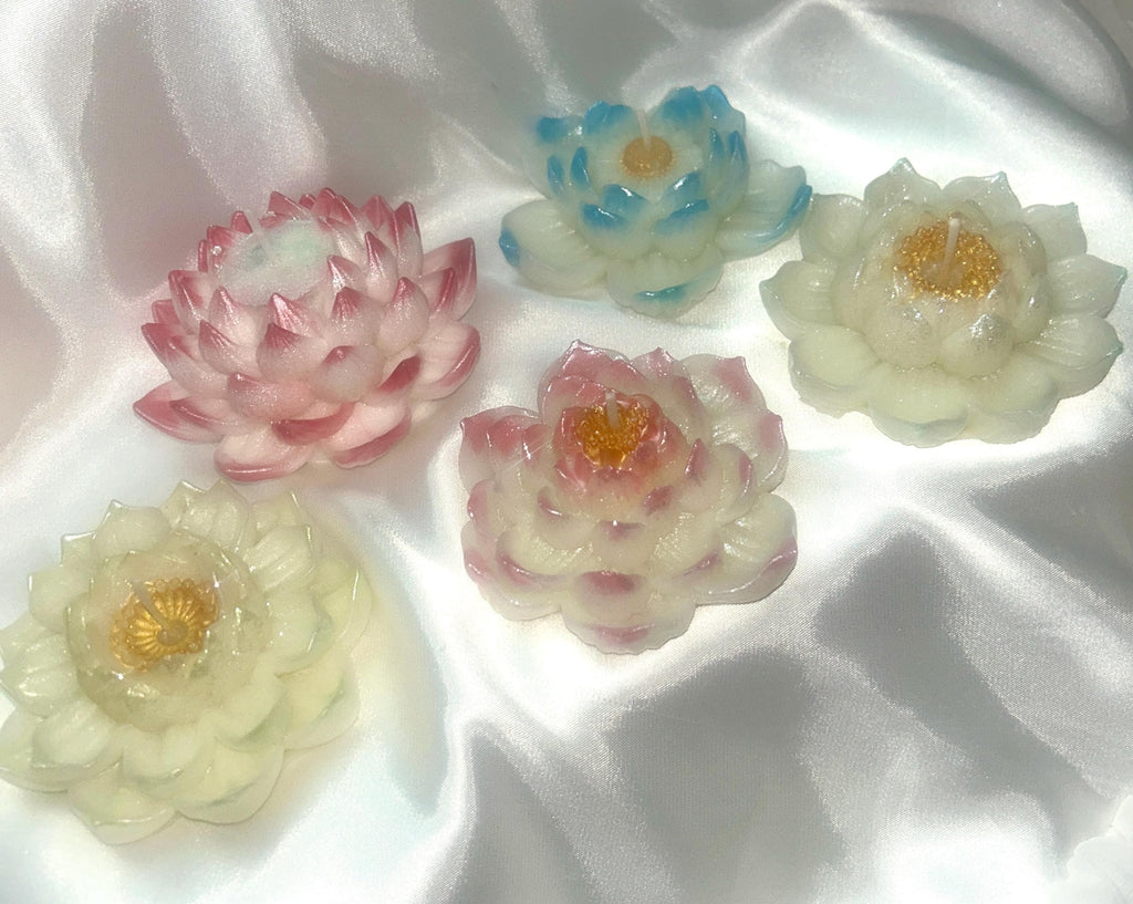 3D Lotus Candle, 5 piece set in Whimsical White Frosted Petal Tips