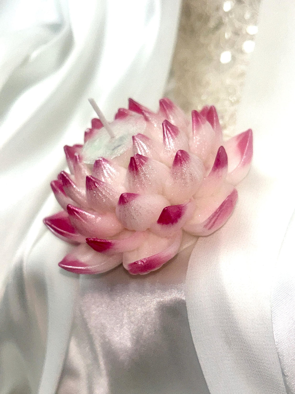 Naively Brilliant Lotus Candle, Whimsical White with/ 3D crown frosted petal tips 2pc set!