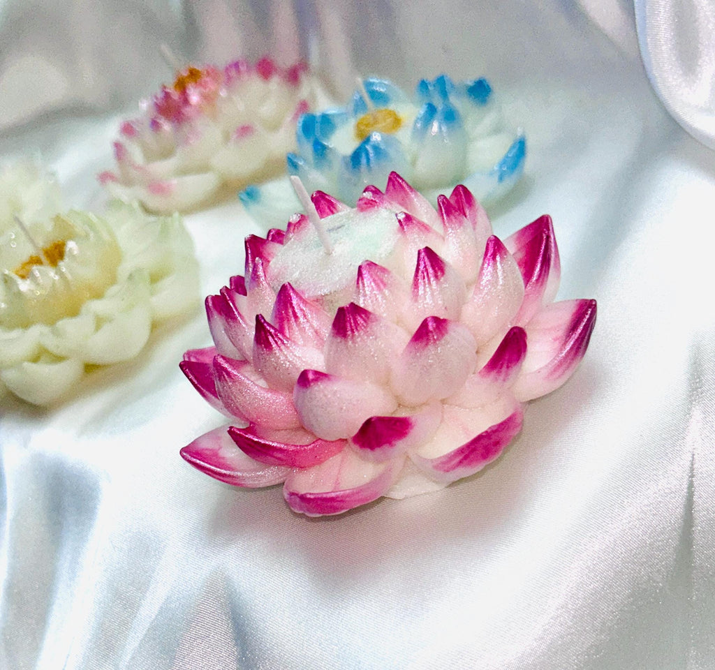3D Lotus Candle, 5 piece set in Whimsical White Frosted Petal Tips