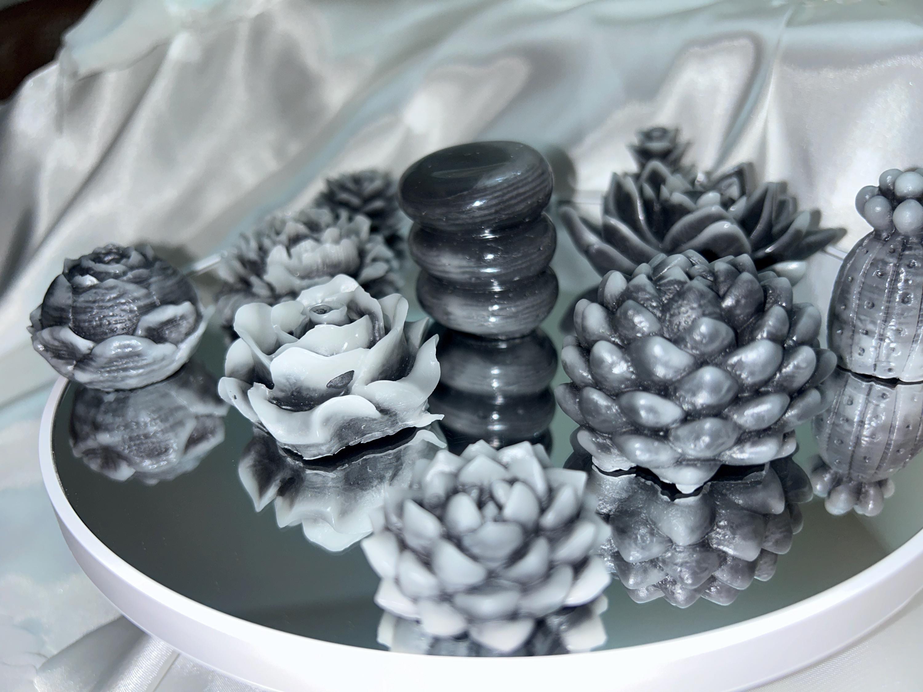 Dark Floral Wax Melts, Eucalyptus Scented, 13 pc Set