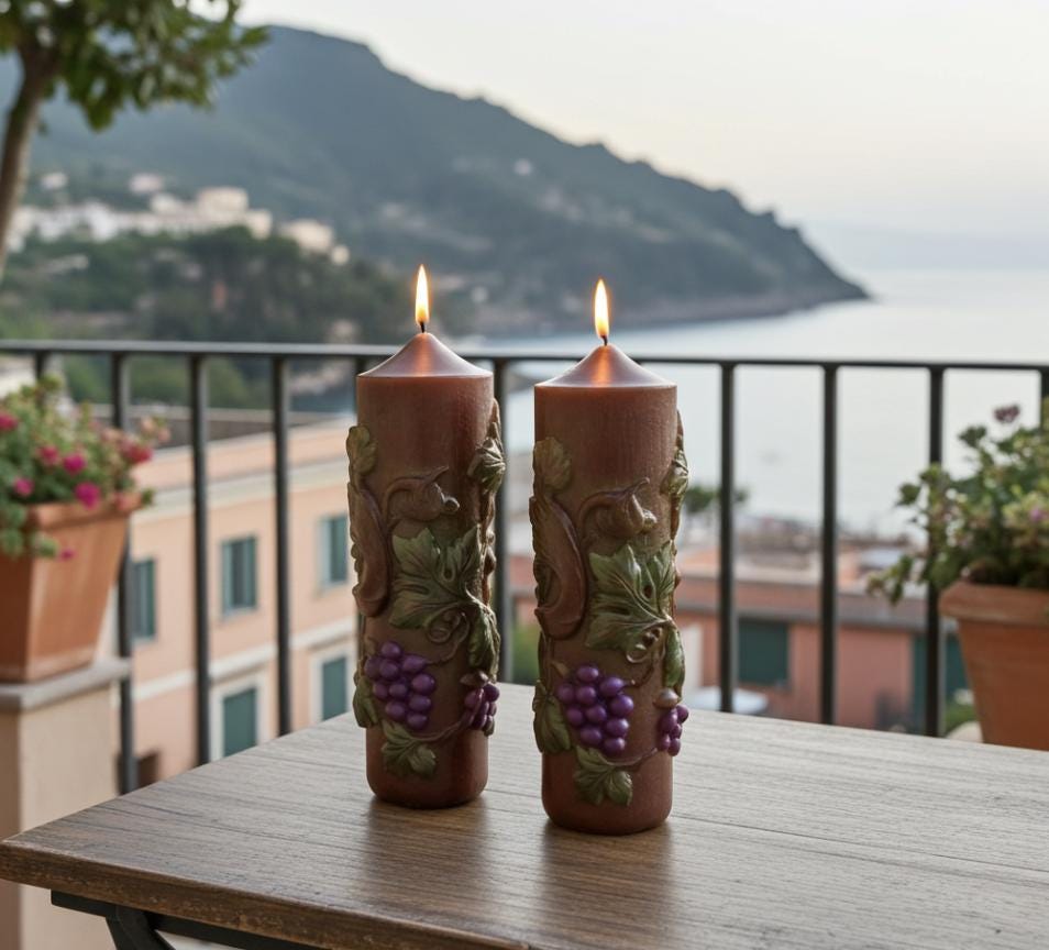 La Dolce Vita Candles in Il Vino Rosso, 3D Crowned Grapevine Moldings, 2pc set!