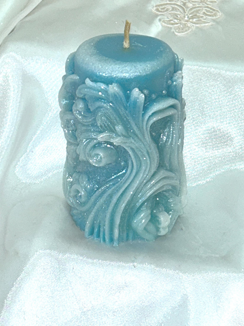 Whimsical Swirls Candles, 3D Crown Frosted Moldings, 2pc set!