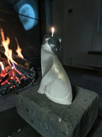 Siamese Cat Candle – Seal Point Wax Figurine, Mica Powder Dye Home Decor