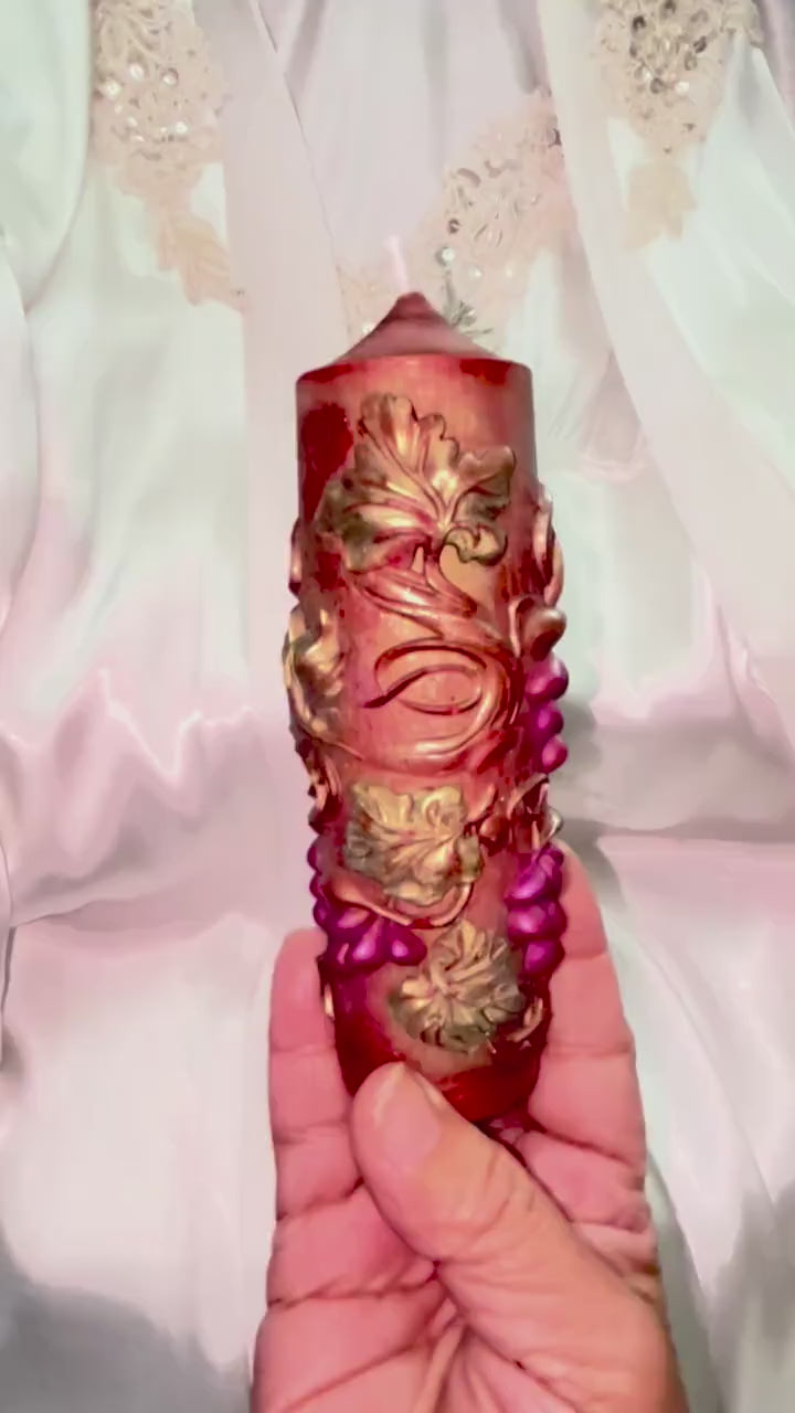 La Dolce Vita Candles in Il Vino Rosso, 3D Crowned Grapevine Moldings, 2pc set!